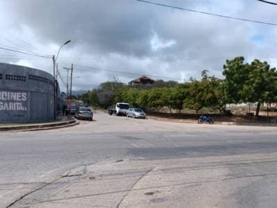En venta terreno En los Robles, Isla de Margarita - Photo 3