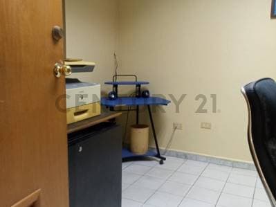 Oficina en Centro Comercial Jorge Coll - Photo 6
