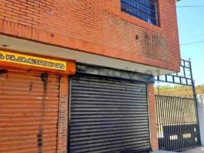 LOCAL COMERCIAL CON UBICACION ESTRATEGICA EN PORLAMAR