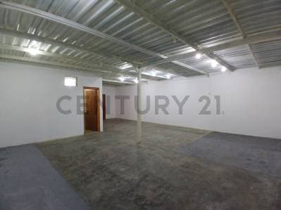 Local Comercial y Depósito en Porlamar muy cerca de la Av. Llano Adentro - Photo 6
