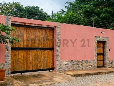 Casa Con Piscina Y Anexo En Venta Guayabal La Asunción - Photo 1