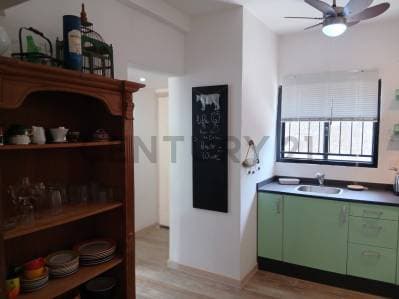 Townhouse Moderno Estilo Europeo en La Mira cerca de Playa El Agua (Oportunidad) - Photo 6