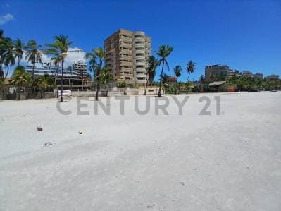 Oportunidad de Inversión Hotelera Frente al Mar – Bahía de Bella Vista, Porlamar - Photo 6