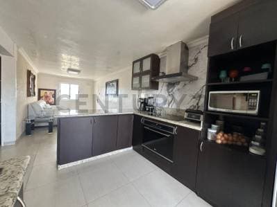 Isla de Margarita Exclusivo Penthouse en venta- Playa el Angel. Amplios espacios - Photo 2