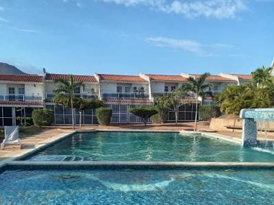 TOWN HOUSE EN BRISAS DE SAN MIGUEL, MUNICIPIO MANEIRO, ISLA DE MARGARITA - Photo 1