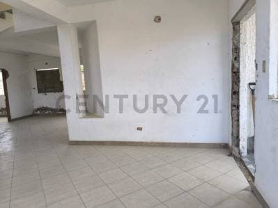 DE OPORTUNIDAD CASA 2 NIVELES PARA REMODELAR, ISLA DE MARGARITA - Photo 3