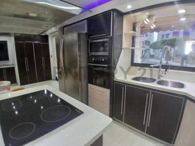 Tus Vacaciones en un apartamento a pasos de playa y Centro Comercial La Vela - Photo 6