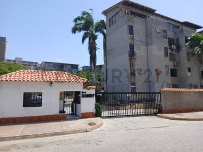 VENTA APARTAMENTO RESIDENCIAS EL DANDY EN COSTA AZUL, PORLAMAR MARIÑO - Photo 1