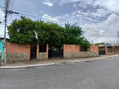 Casa Campestre con Terreno en Altagracia a 5 min de la bahía de Juan Griego - Photo 1