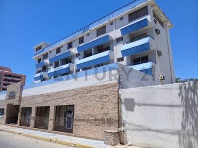 Oportunidad de Inversión Hotelera Frente al Mar – Bahía de Bella Vista, Porlamar - Photo 2