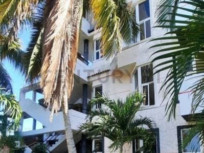 Edificio en venta en Playa el Yaque Isla de Margarita - Photo 1