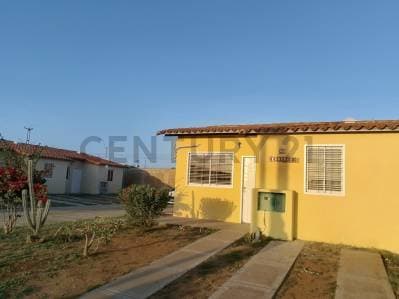 Amplia Casa 162m2 de terreno y 92 contrucción, Zona Tranquila - Photo 1