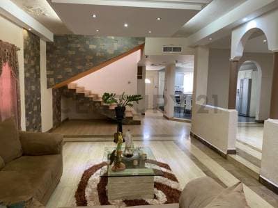 Casa de 2 niveles en la urbanización Mundo Nuevo en los Robles - Photo 3