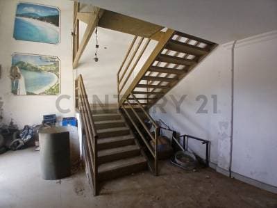 Centro Comercial en Av. 4 de Mayo, Porlamar, Isla de Margarita - Photo 5