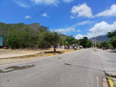 Terreno en Autopista El Valle - Porlamar | Ideal para Desarrollos Urbanísticos - Photo 1