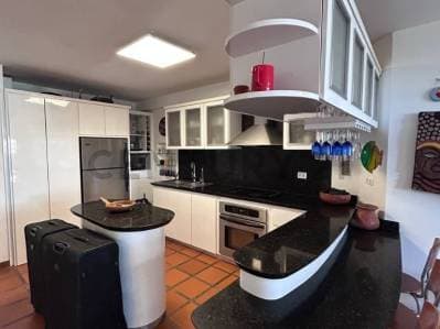 Apartamento en planta baja con Terraza, Jardín y Vista al Mar en Playa Moreno - Photo 6