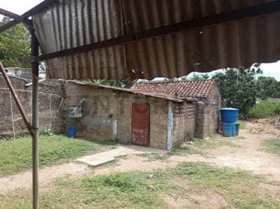 Casa y terreno, zona colonial, Asunción, Isla de Margarita - Photo 3