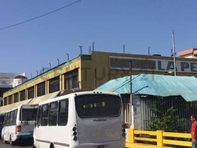Venta de Centro Comercial en el corazón de Porlamar, isla de Margarita. - Photo 6