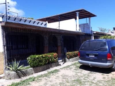 CASA DE 2 NIVELES UBICADO EN LA MIRA DE PLAYA EL AGUA - Photo 4