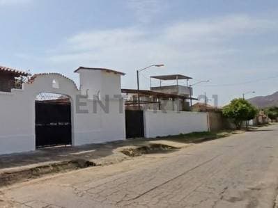 CONJUNTO RESIDENCIAL DE 3 CASAS DUPLEX CERCA A PLAYA GUACUCO - Photo 2