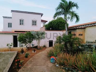 casa duplex con vista al mar en la mira, playa el agua