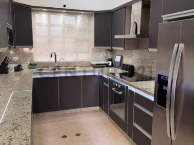 Tu oasis sobre el mar: Apartamento de lujo en Colinas de La Caranta, Pampatar - Photo 1
